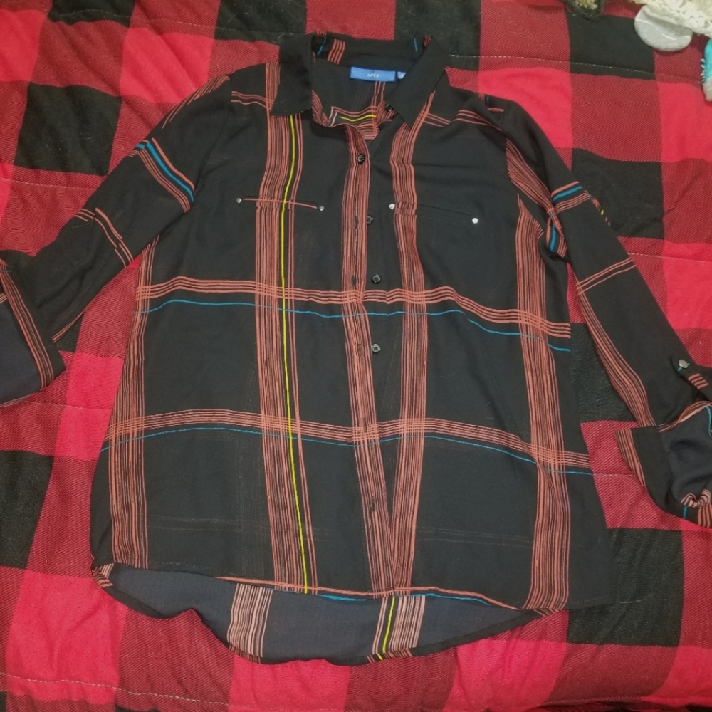 Plaid buttonup blouse